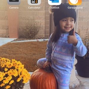 Meet your Posher, Mayra